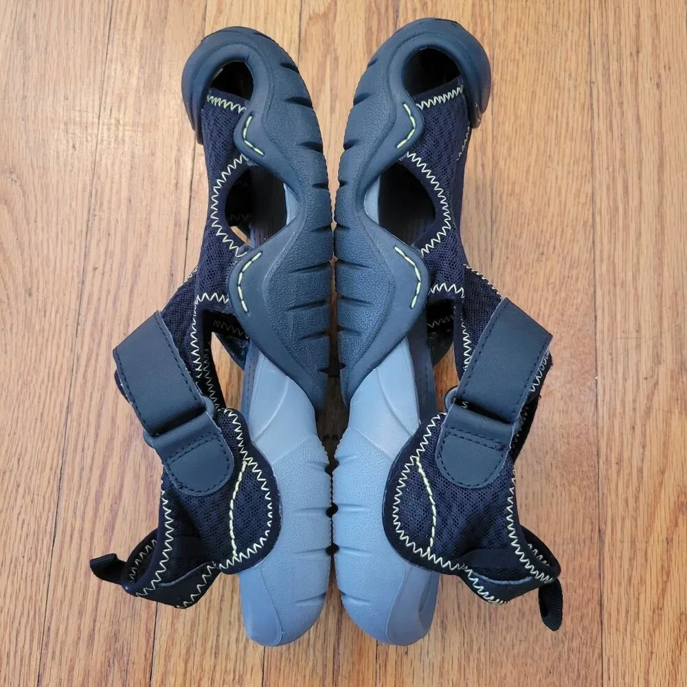 Crocs Swiftwater Mesh Water Sandals Men 8 Black Deck Shoes Beach Summer Women 10